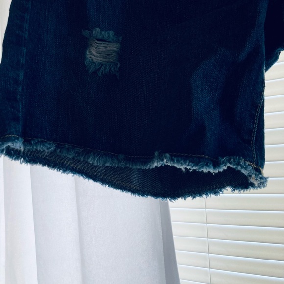 Old Navy Jean MIDI Shorts - Picture 2 of 5